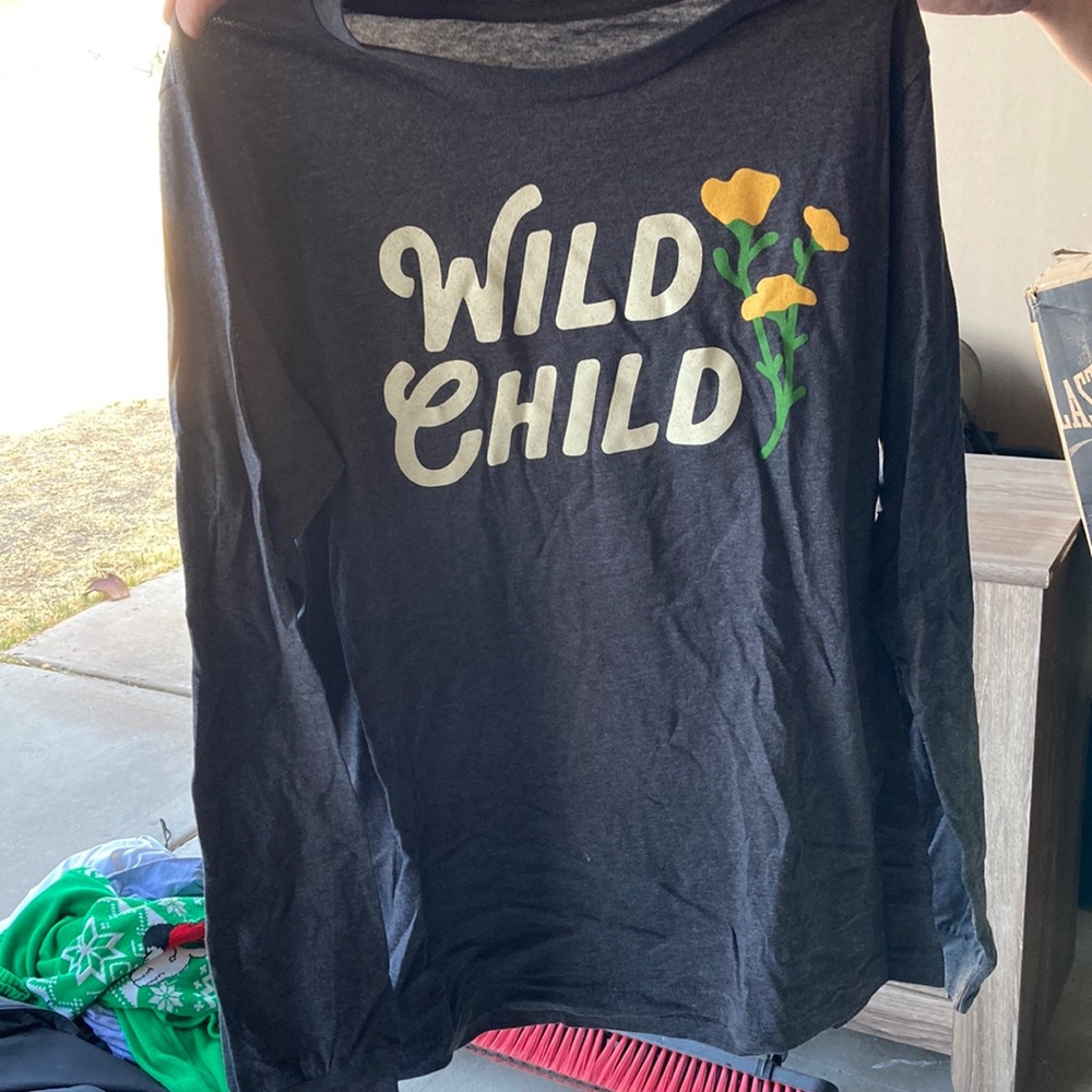 Wild Child Medium Long sleeve shirt